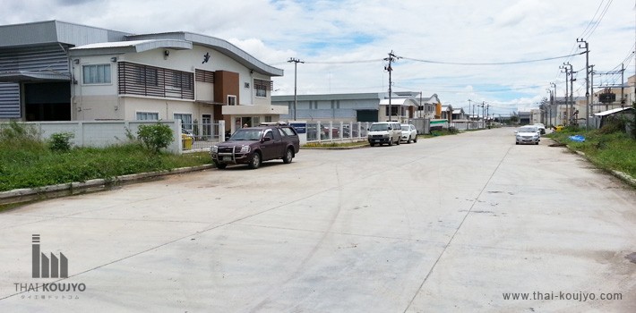 BFTZ内の道路 BFTZ内の道路